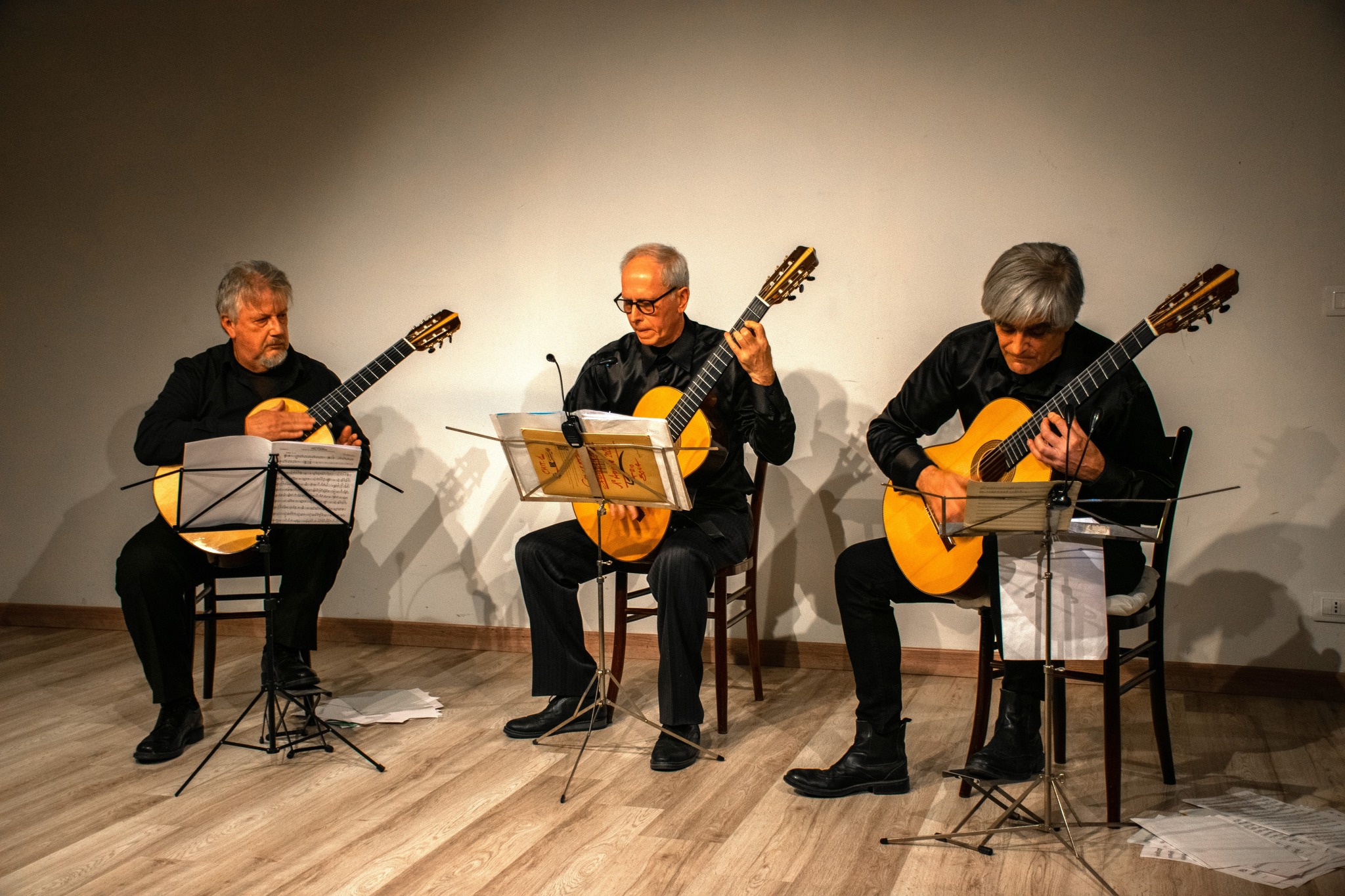 CONCERTO DEL TRENTENNALE DEL TRIO SONA - Con Franco Cavallone, Massimo Iamone, Rodolfo Mezzino - chitarre classiche